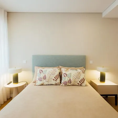 Lady Laura Фигейра-да-Фош