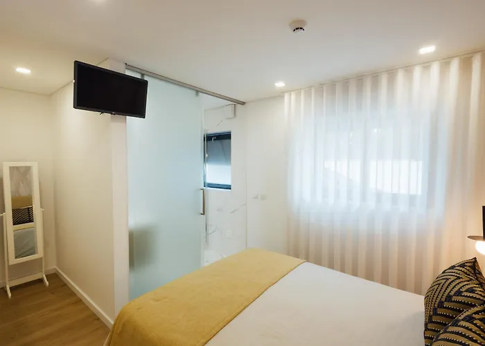 Lady Laura Фигейра-да-Фош